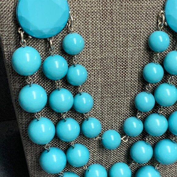 Chunky Statement Necklace 20 In Turquoise Blue Triple Strand Beads Silver Chain - Picture 3 of 7